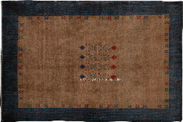 Loribaft-rosa: Fr die Herstellung dieser Teppiche werden ausschlielich handgesponnene Schafwolle und Naturfarben verwendet. 